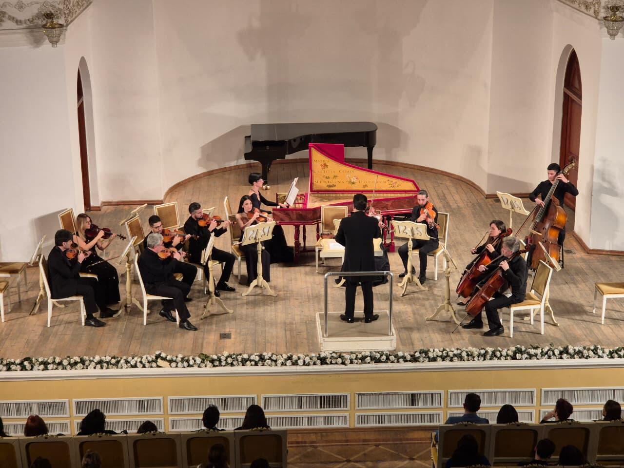 Менуэт и Бадинери захватили зал: