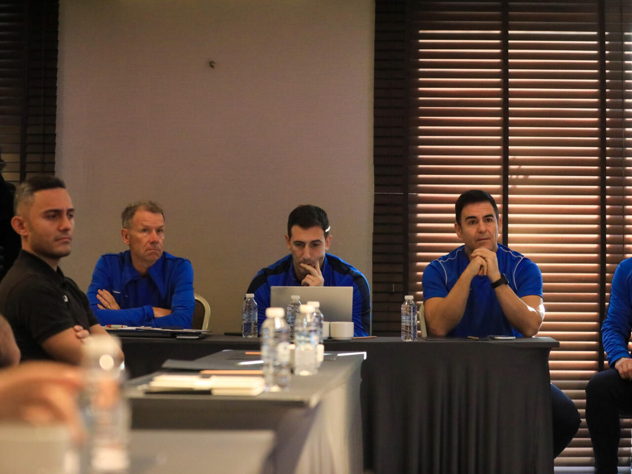 Представители УЕФА провели семинар для азербайджанских арбитров