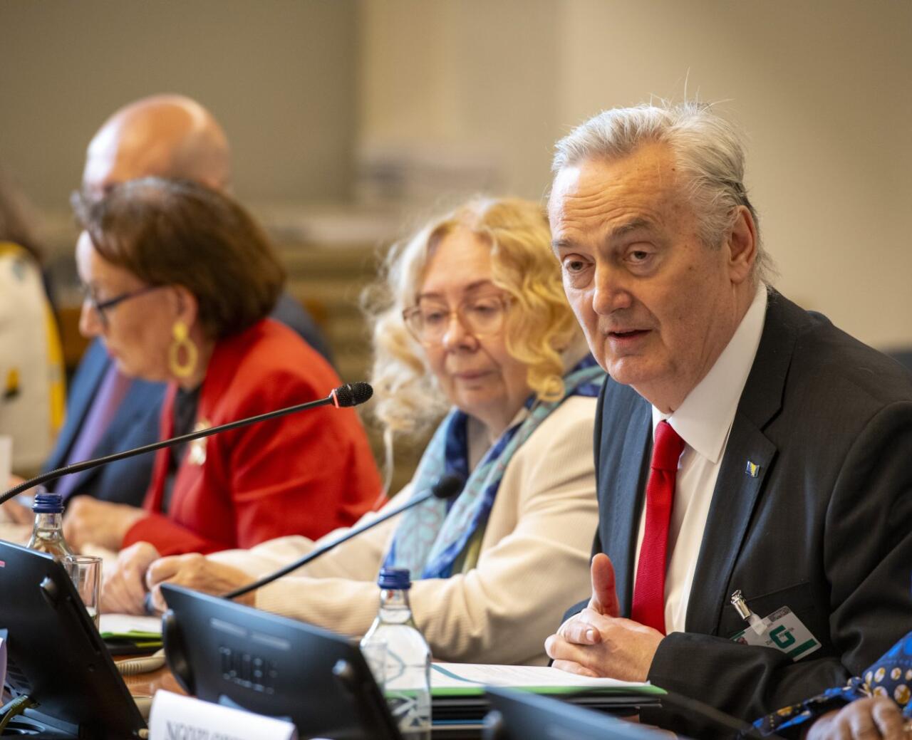 Nizami Gəncəvi Beynəlxalq Mərkəzinin 35-ci Ali Səviyyəli Toplantısı çərçivəsində Cenevrədə WUF13-ə həsr olunan müzakirə paneli təşkil edilib