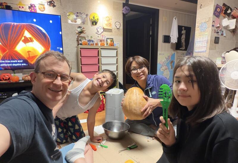 Bir videoyla məşhurlaşan həmin ailə 9 il sonra