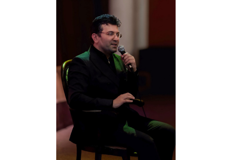 В Азербайджане стартовал проект "Искусство без границ" – первым гостем стал Эйюб Гулиев