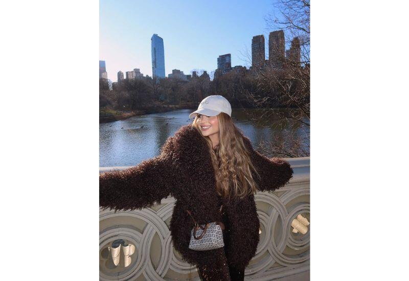 Какой город вдохновляет Айнишан Гулиеву?