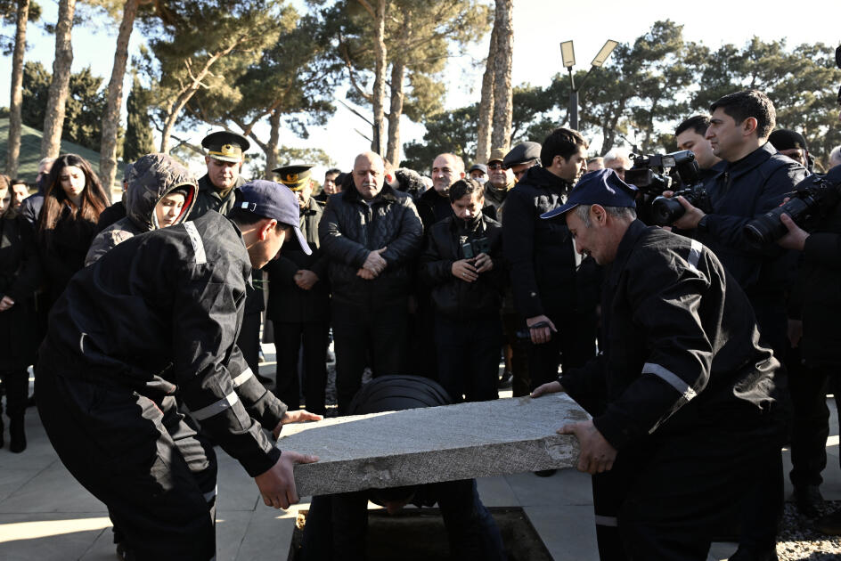 Национальный герой Азербайджана Шахин Тагиев похоронен на Военном мемориальном кладбище
