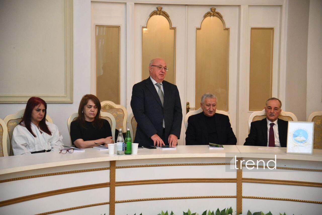 В Баку состоялась презентация книги, посвященного герою спецслужб Айдыну Рагимову - из серии "Azərbaycanın fədakarlıq məktəbi"