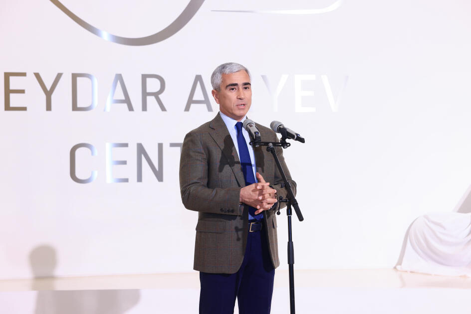 Heydər Əliyev Mərkəzində Kerol Förmenin sərgisinin açılışı olub