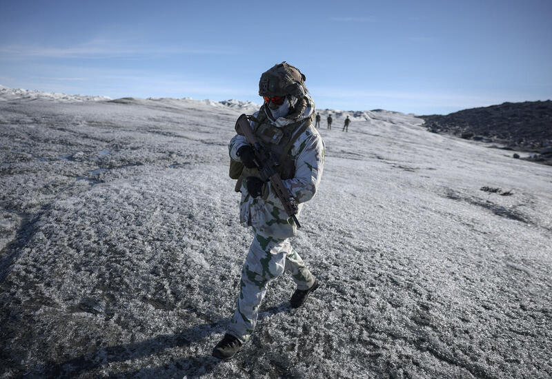 Самолеты Дании и Франции совершили тренировочные полеты в Гренландии