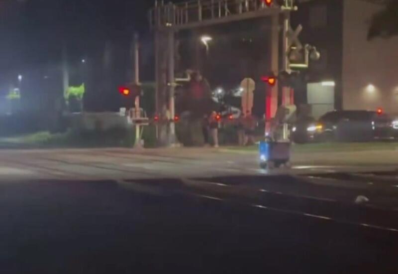 Робот-доставщик был раздавлен поездом во Флориде