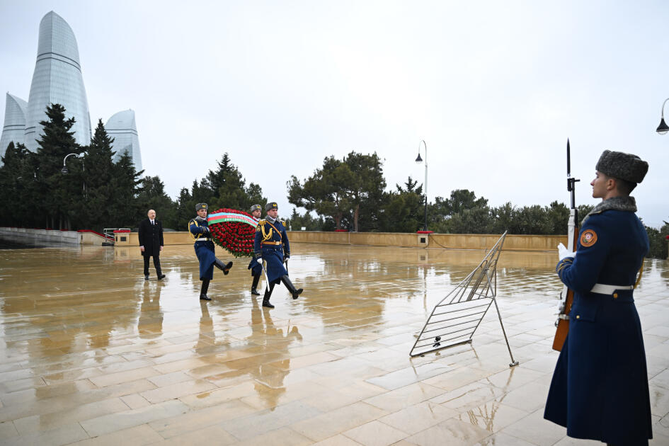 Президент Ильхам Алиев почтил память шехидов 20 Января