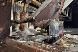 В Баку произошел пожар возле станции метро "Сахиль"