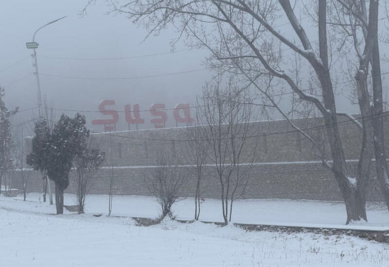 Şuşaya güclü qar yağdı