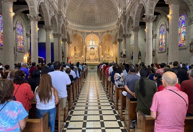 В одной из самых посещаемых церквей Лимы почтили память жертв трагедии 20 Января