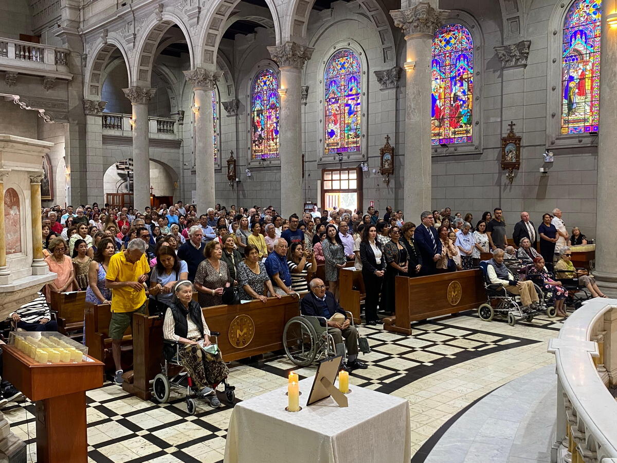 В одной из самых посещаемых церквей Лимы почтили память жертв трагедии 20 Января