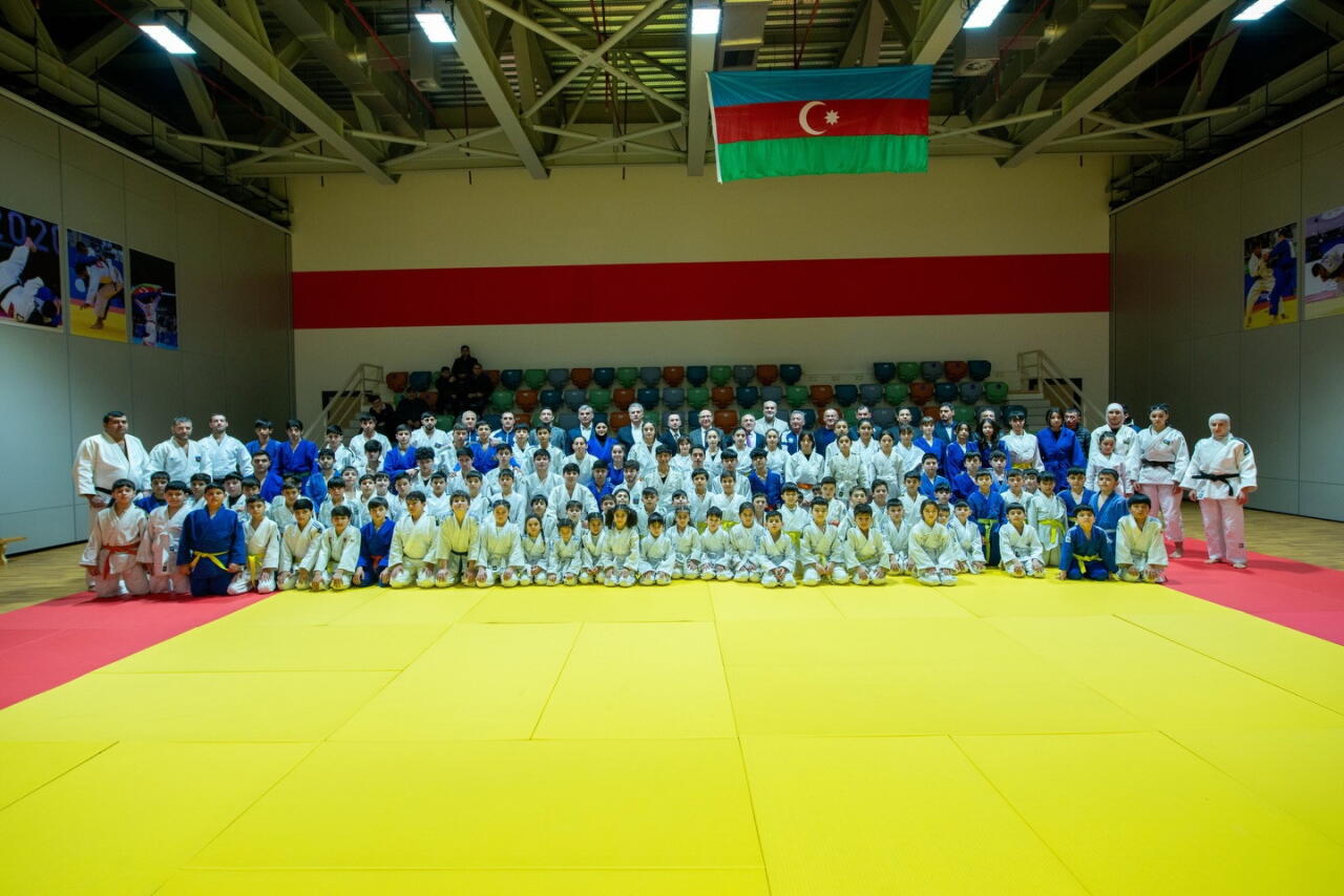 В Гяндже начал работу новый зал дзюдо