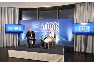 Президент Ильхам Алиев дал интервью телеканалу Euronews в Давосе - ФОТО - ВИДЕО