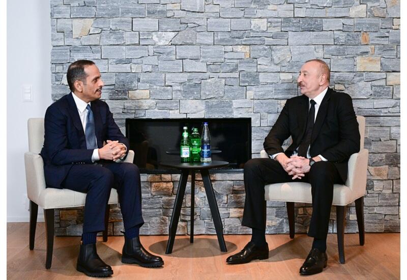 Prezident İlham Əliyev Davosda Qətərin Baş naziri və xarici işlər naziri ilə görüşüb