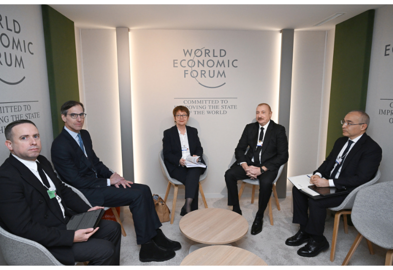 Prezident İlham Əliyev Davosda Avropa Yenidənqurma və İnkişaf Bankının prezidenti ilə görüşüb