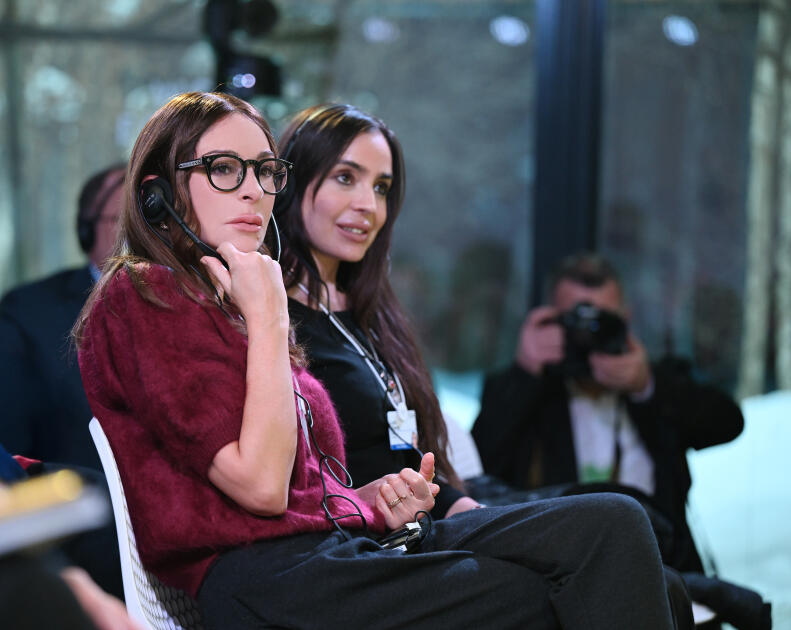 Prezident İlham Əliyev Davosda “Avrasiyanın iqtisadi özünəməxsusluğunun müəyyənləşdirilməsi” mövzusunda panel iclasında iştirak edib