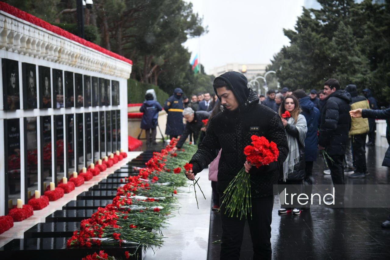 Азербайджанский народ чтит светлую память жертв трагедии 20 Января
