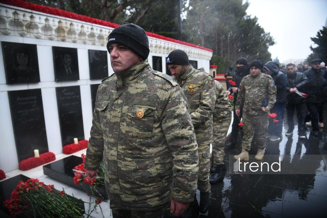 Azərbaycan xalqı 20 Yanvar faciəsi qurbanlarının əziz xatirəsini yad edir