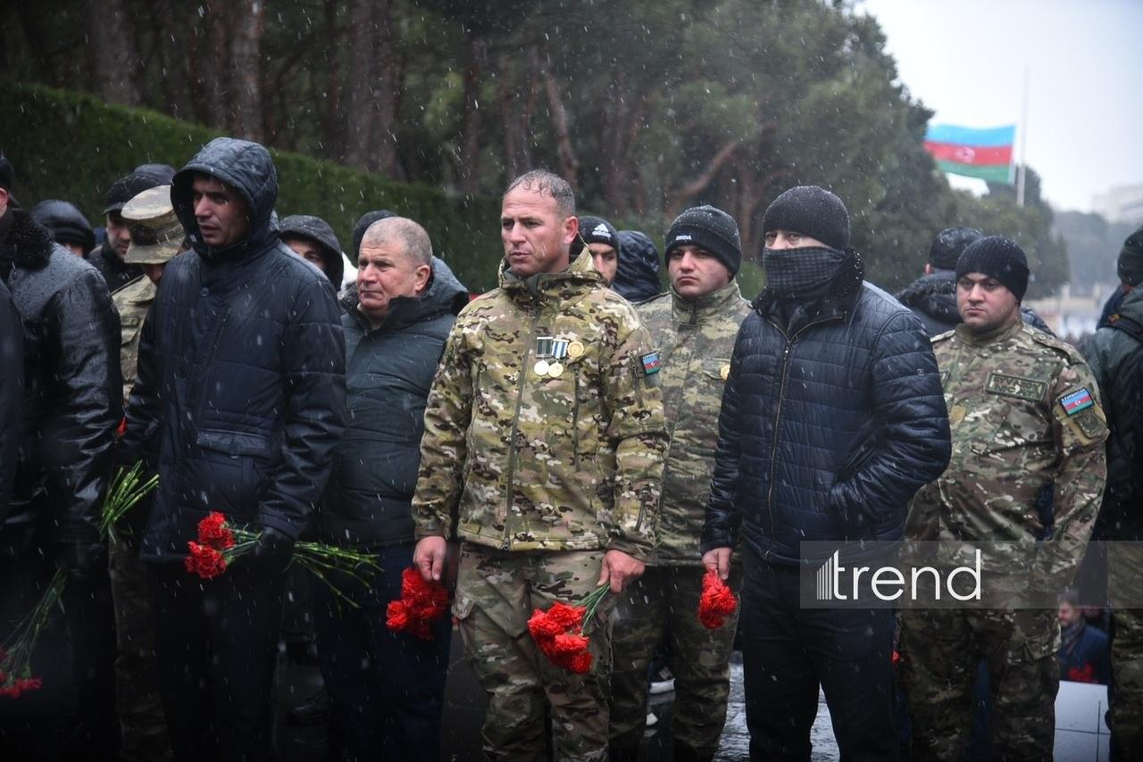 Azərbaycan xalqı 20 Yanvar faciəsi qurbanlarının əziz xatirəsini yad edir
