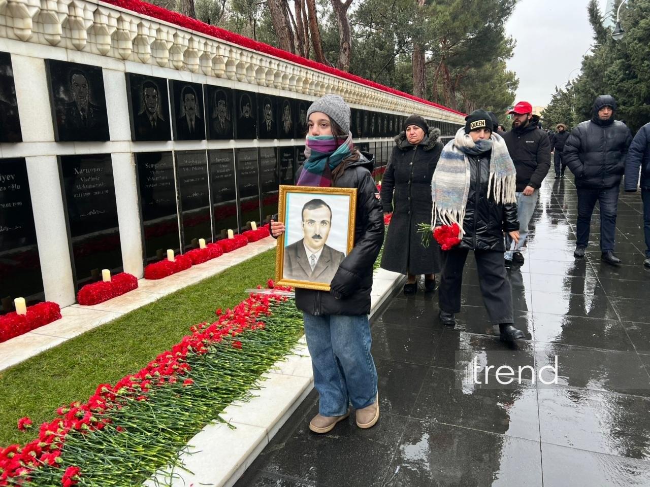 Azərbaycan xalqı 20 Yanvar faciəsi qurbanlarının əziz xatirəsini yad edir