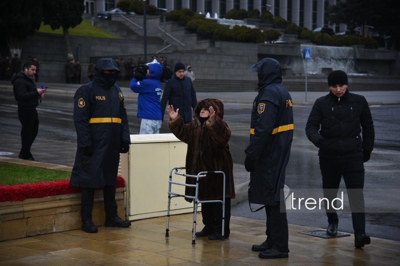 Azərbaycan xalqı 20 Yanvar faciəsi qurbanlarının əziz xatirəsini yad edir