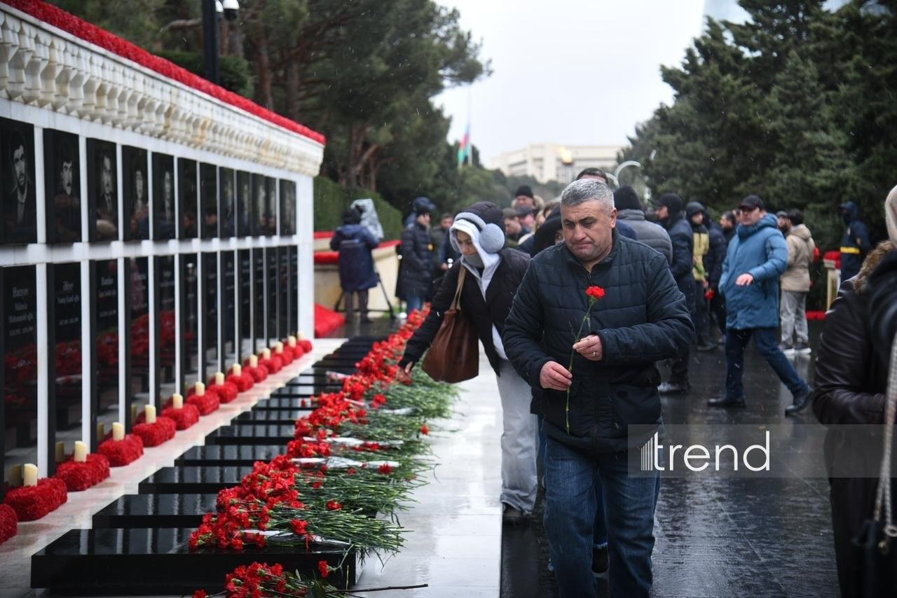 Azərbaycan xalqı 20 Yanvar faciəsi qurbanlarının əziz xatirəsini yad edir