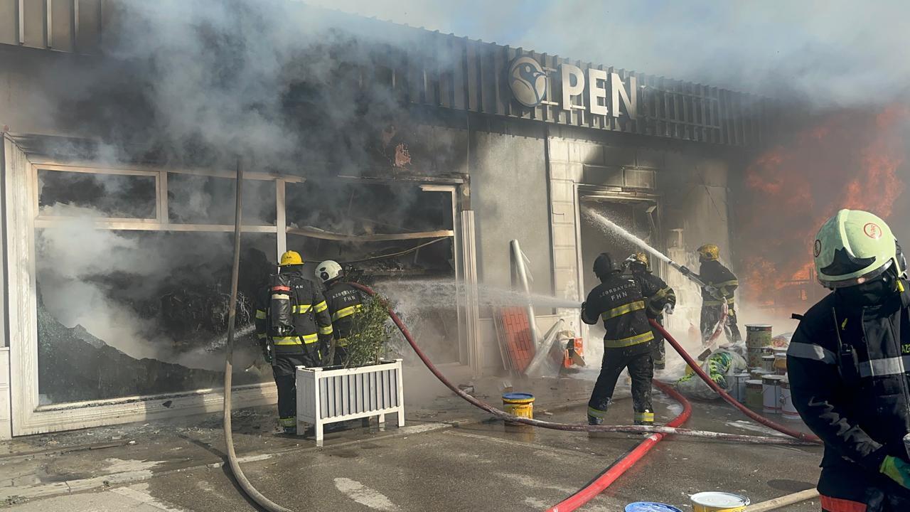 Пожар на проспекте Зии Буньятова потушен