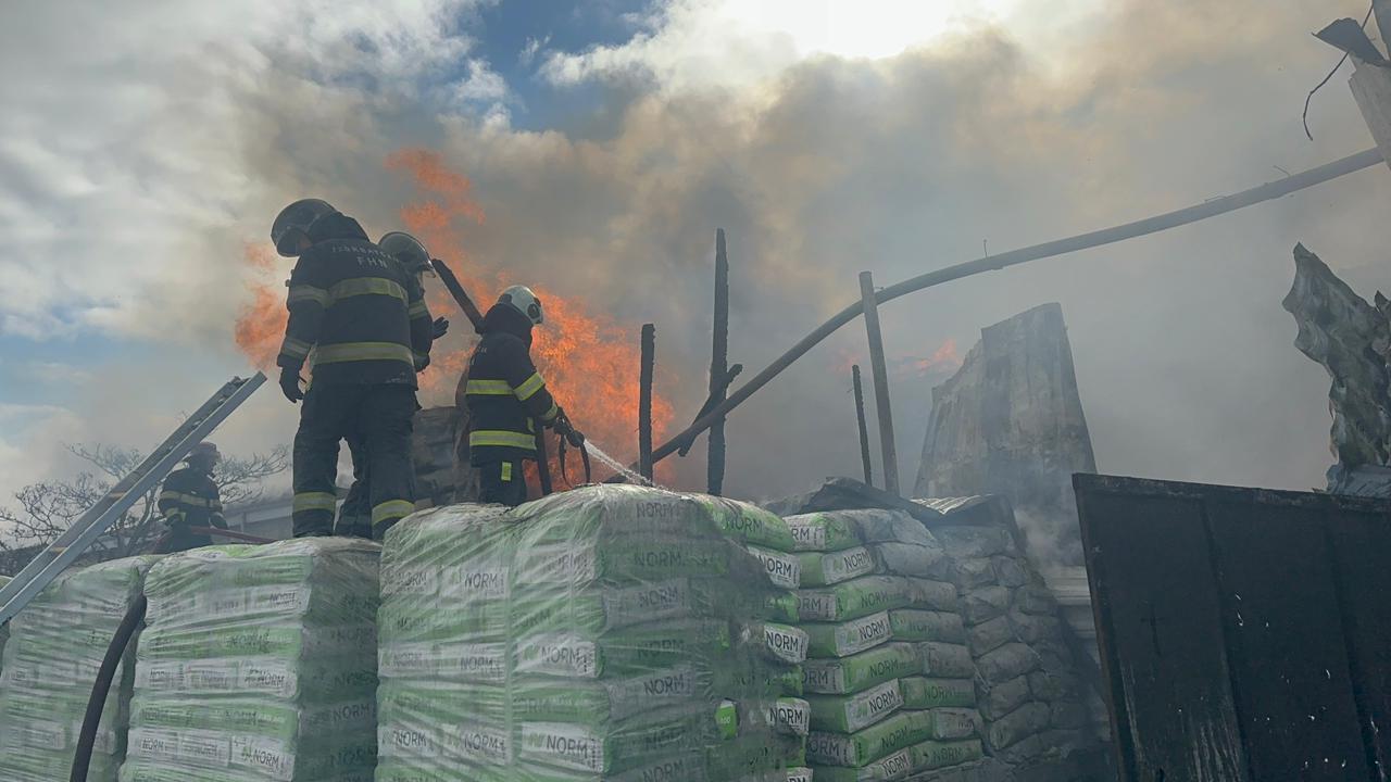 Пожар на проспекте Зии Буньятова потушен