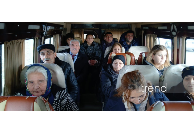 Семьям, вернувшимся в Ханкенди, вручили ключи от новых домов