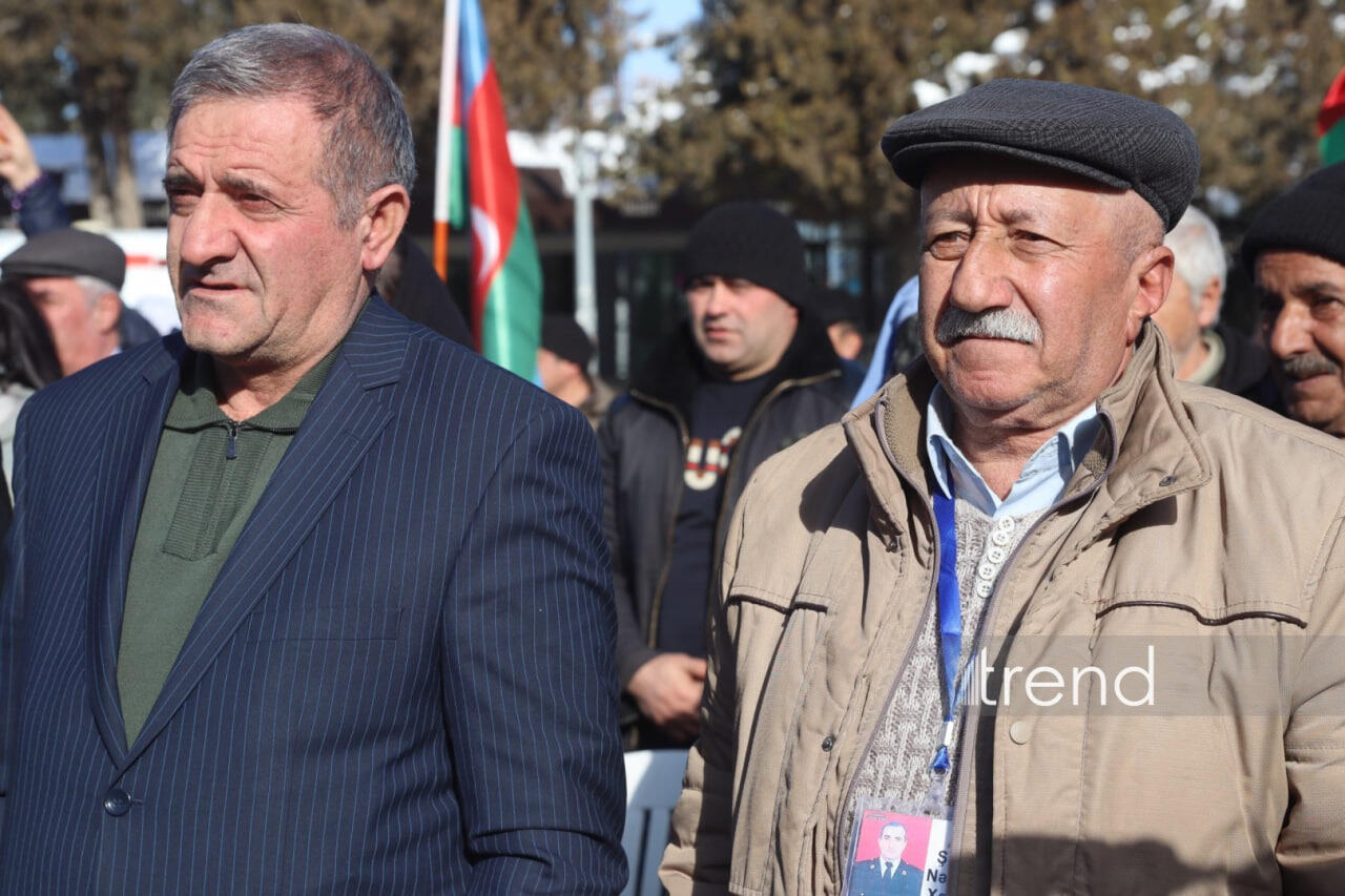 Xankəndi şəhərinə qayıdan ailələrə evlərinin açarları təqdim olundu