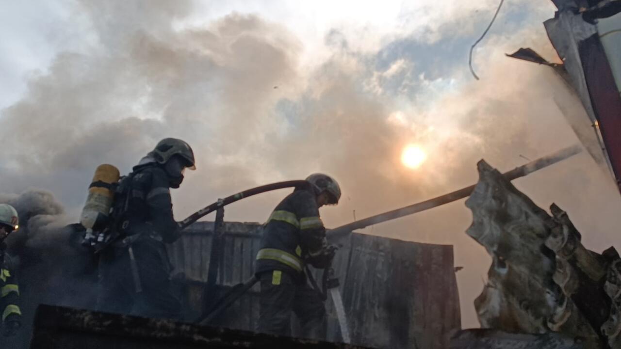 Пожар на проспекте Зии Буньятова потушен