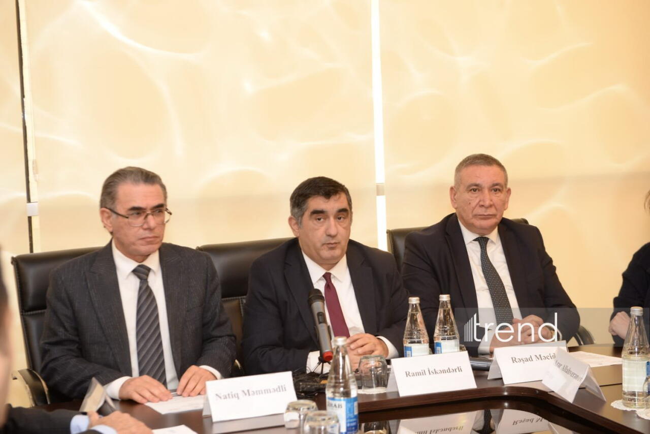 В Азербайджане прошли общественные обсуждения на тему дезинформации как одной из угроз в глобальном масштабе