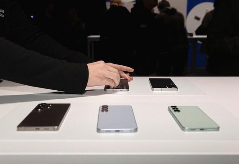 Стала известна дата выхода Samsung Galaxy S26