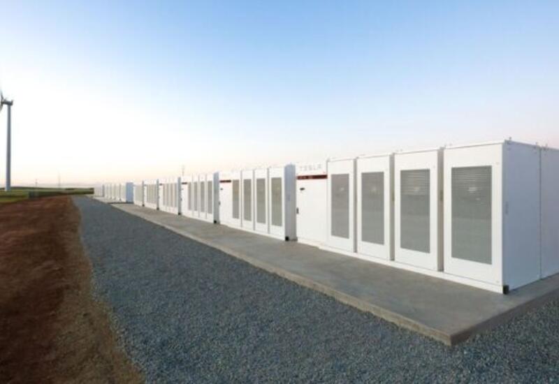 Введено в эксплуатацию гигантское энергoхранилище Tesla