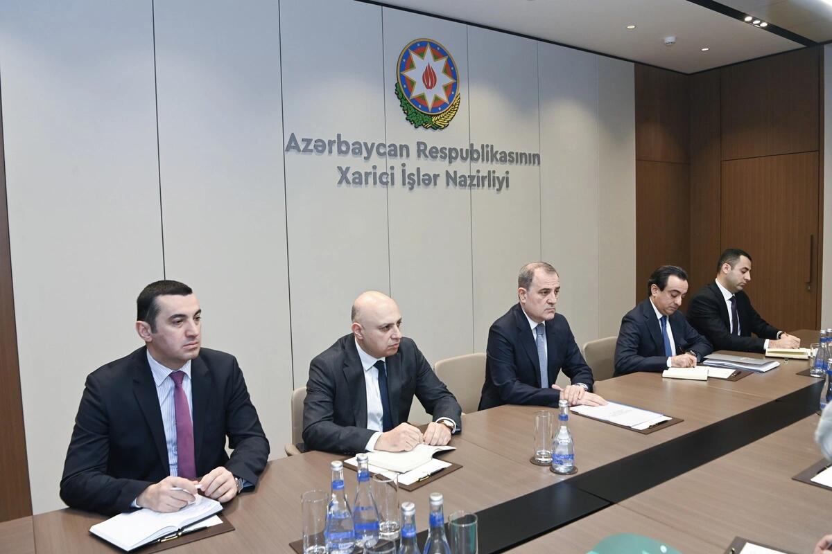 Азербайджан и Иран обсудили вопросы многостороннего сотрудничества