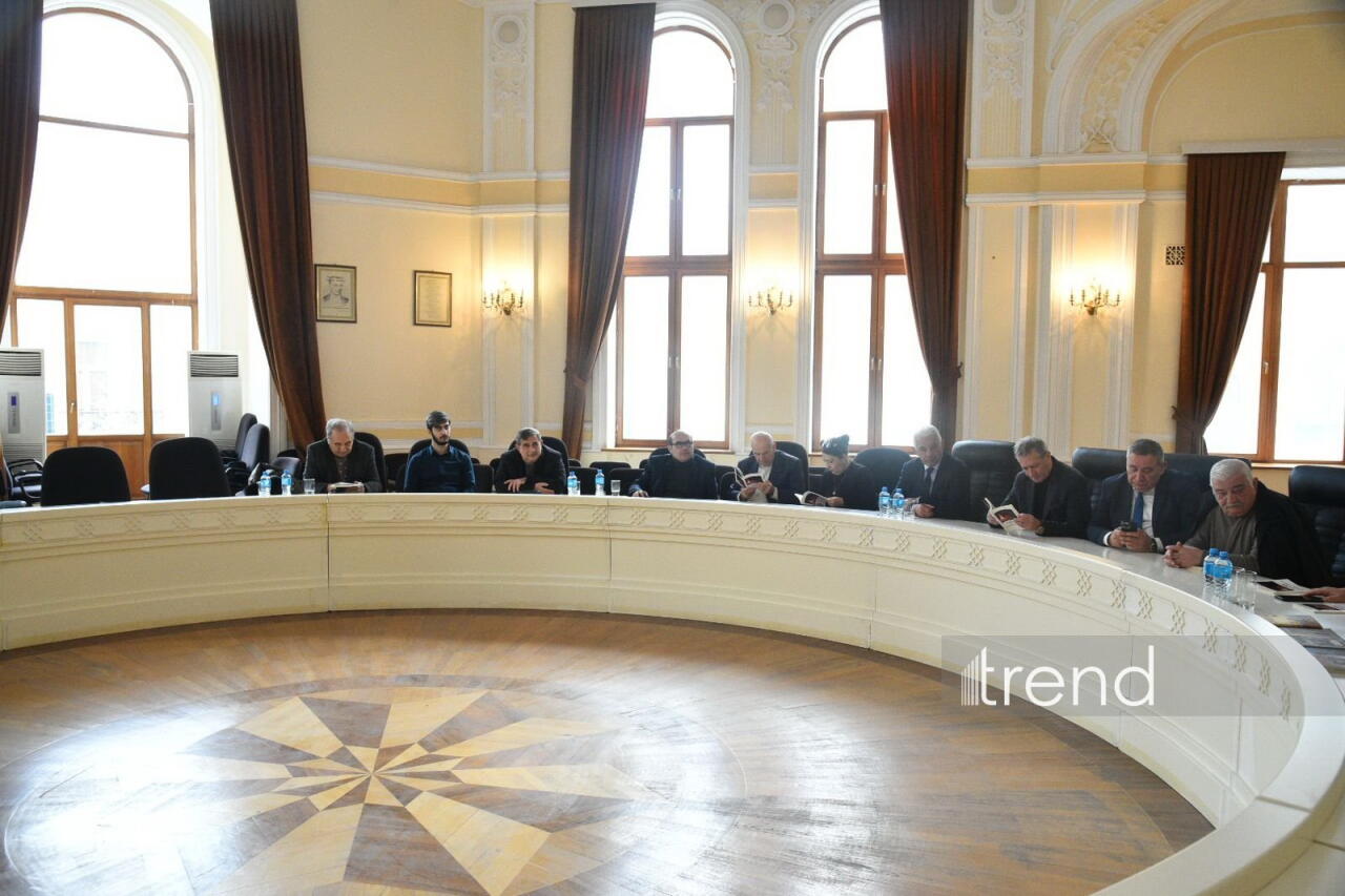 Yunus Oğuzun “TÜRK etnonimi və törələri” adlı kitabının təqdimat mərasimi keçirilib