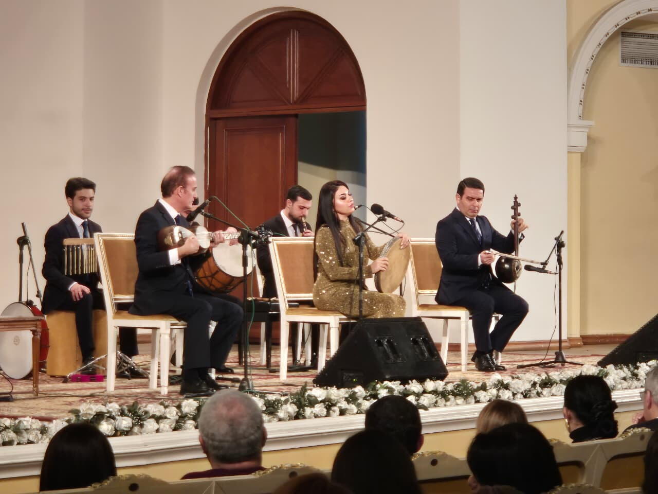 Литературно-музыкальный вечер памяти Алиага Вахида прошел с аншлагом