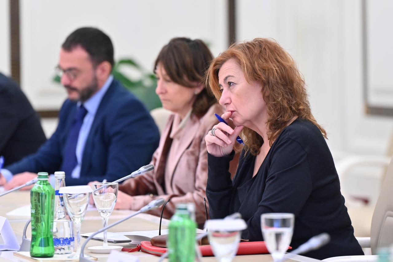 Sahibə Qafarova İspaniya Krallığı Deputatlar Konqresinin sədri ilə görüşdü