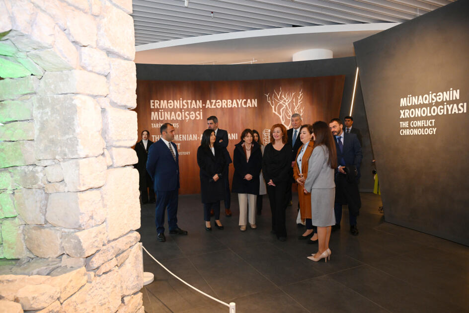 Председатель Конгресса депутатов Испании посетила Парк Победы в Баку