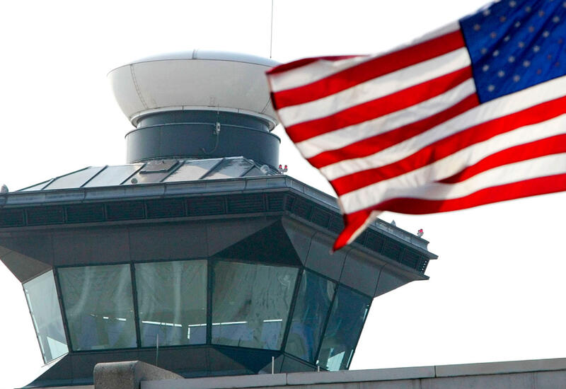 В США отменили более восьми тысяч авиарейсов