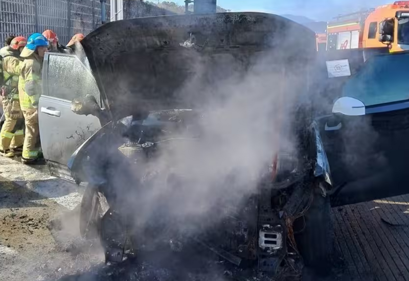 Hyundai Santa Fe нового поколения сгорел на ходу