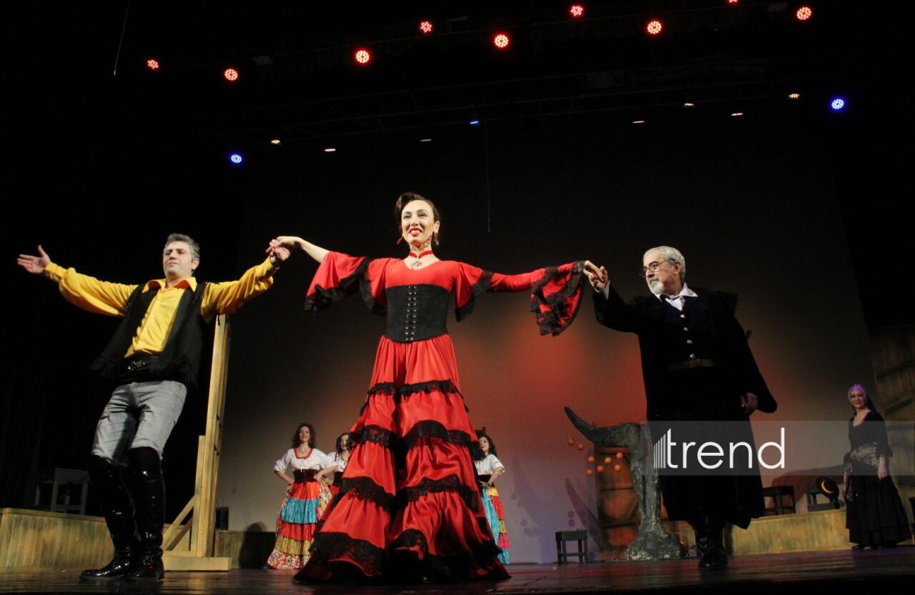 В Баку состоялась премьера спектакля "Кармен. История Хосе"