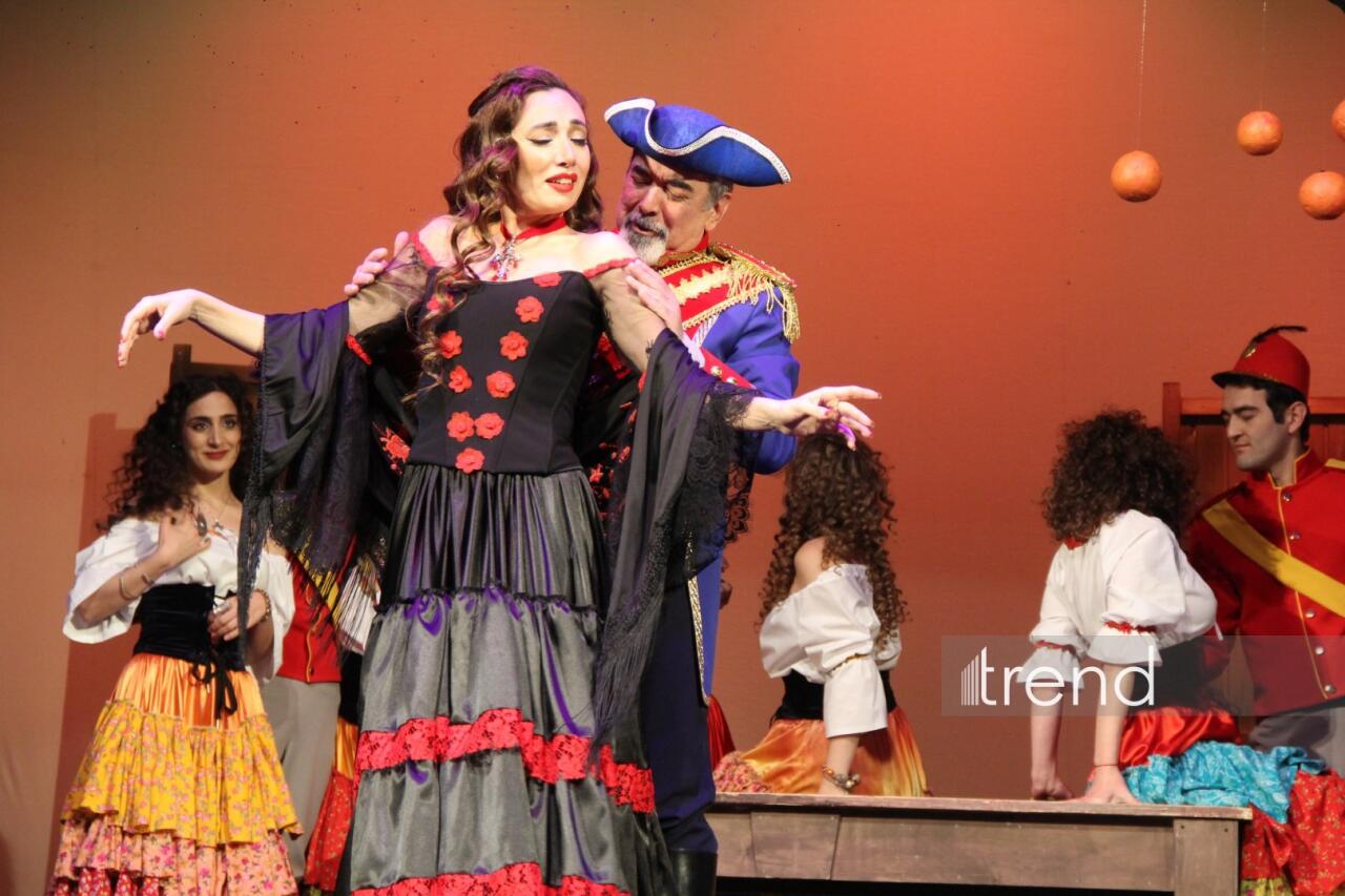 В Баку состоялась премьера спектакля "Кармен. История Хосе"