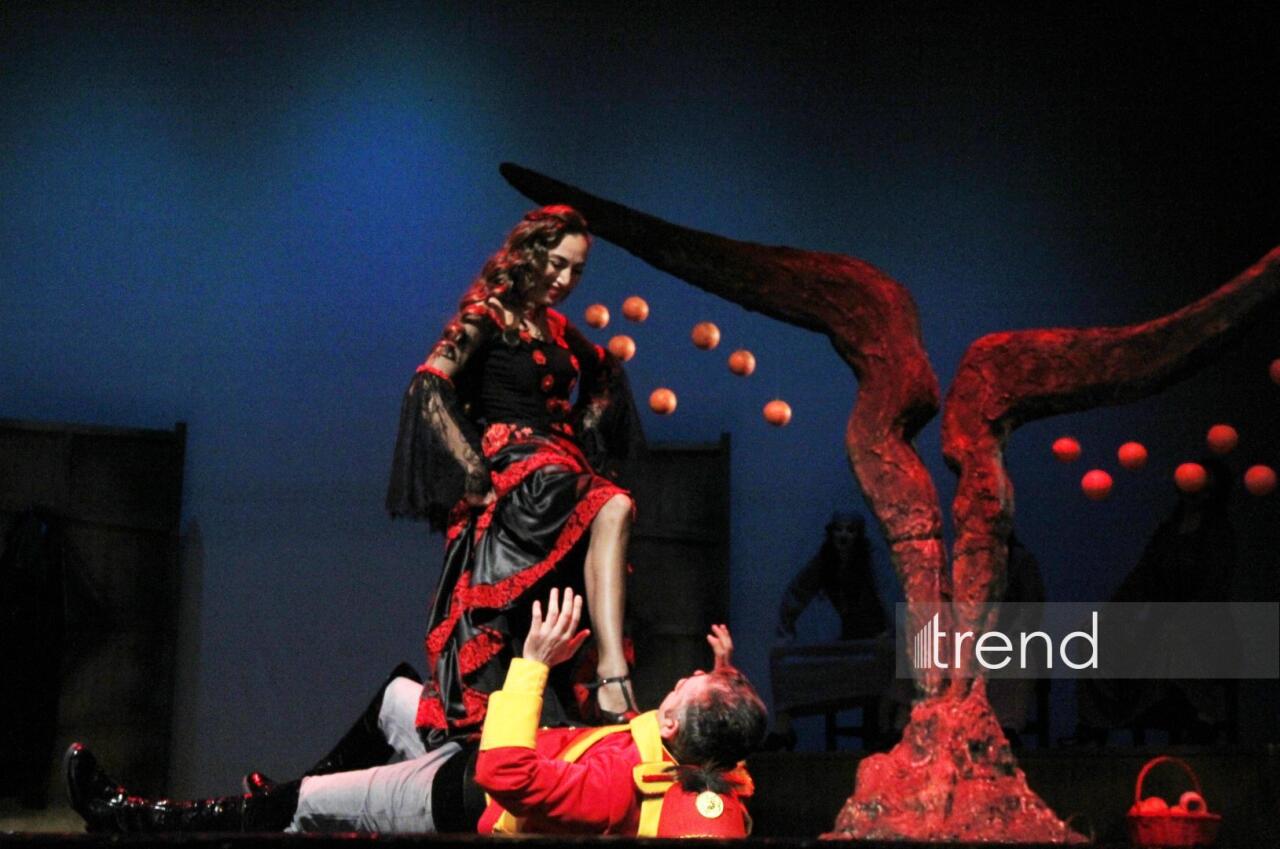В Баку состоялась премьера спектакля "Кармен. История Хосе"