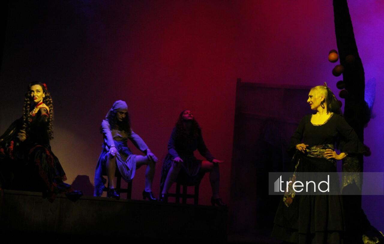 В Баку состоялась премьера спектакля "Кармен. История Хосе"