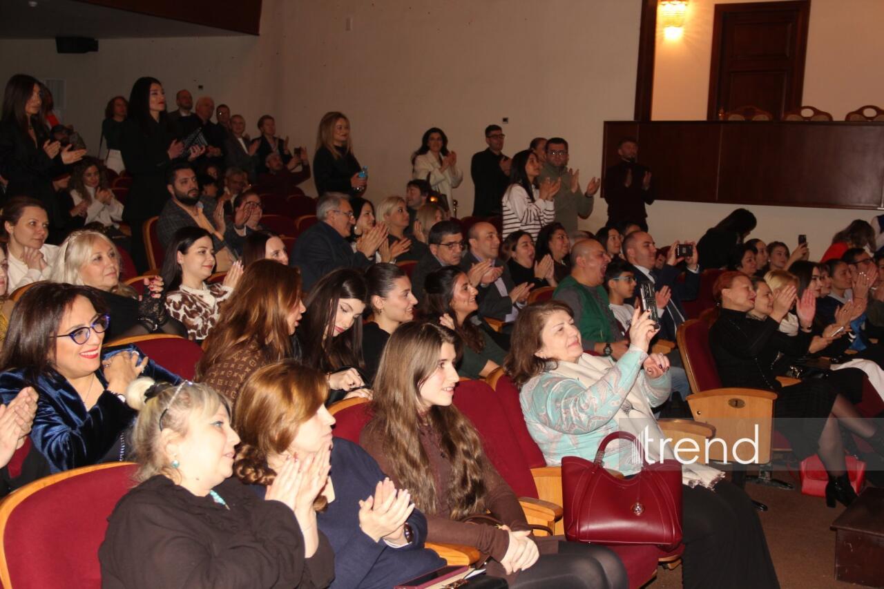 В Баку состоялась премьера спектакля "Кармен. История Хосе"