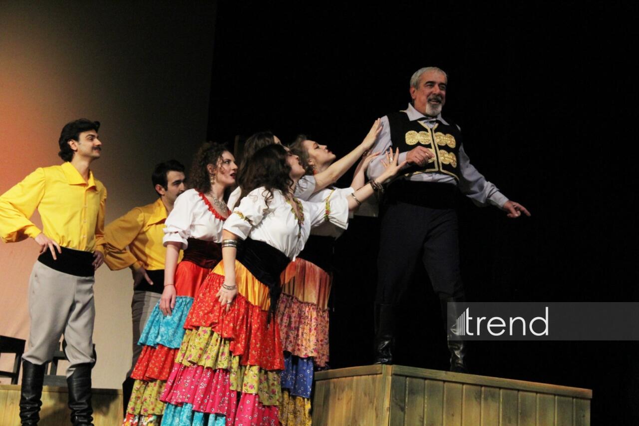 В Баку состоялась премьера спектакля "Кармен. История Хосе"