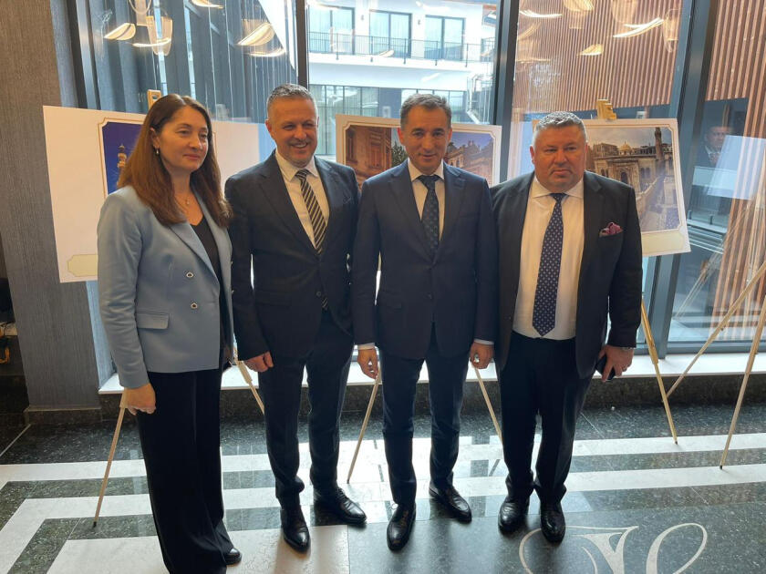 В Румынии организована фотовыставка, посвященная архитектуре Азербайджана