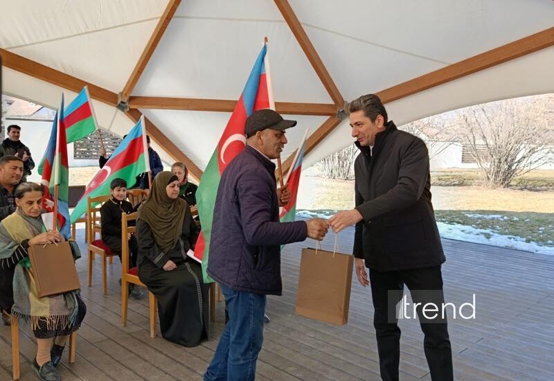 Еще 25 семьям, переселившимся в Ходжалинский район, вручены ключи от домов